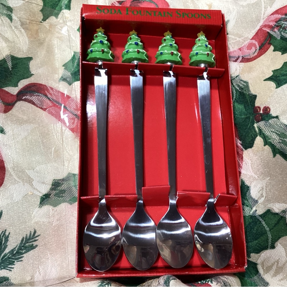 New in box Boston Warehouse set of 4 Christmas Tree  soda fountain spoons